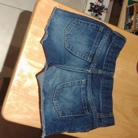 size 6x/7 CHILDREN'S PLACE shorties short court in denim blue - Picture 3 of 4